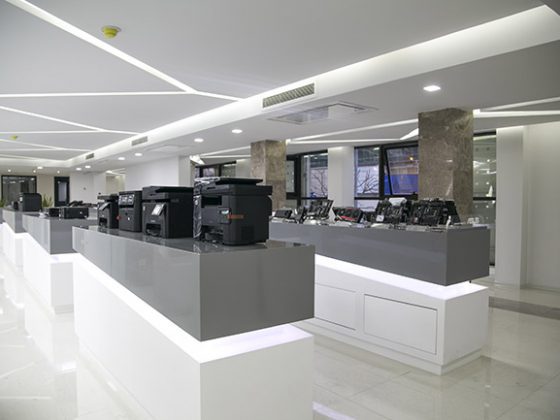 شوروم لایف برد پارسه